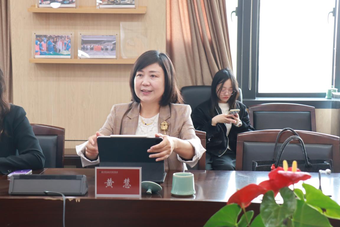 皇家娱乐城