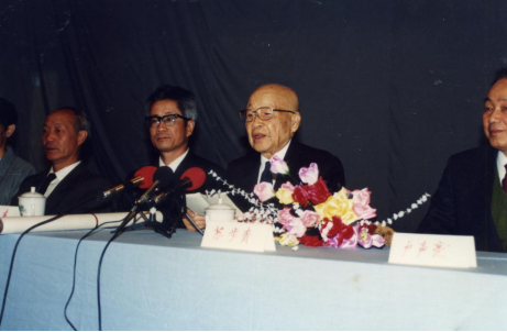 皇家娱乐城