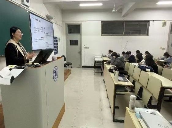 皇家娱乐城