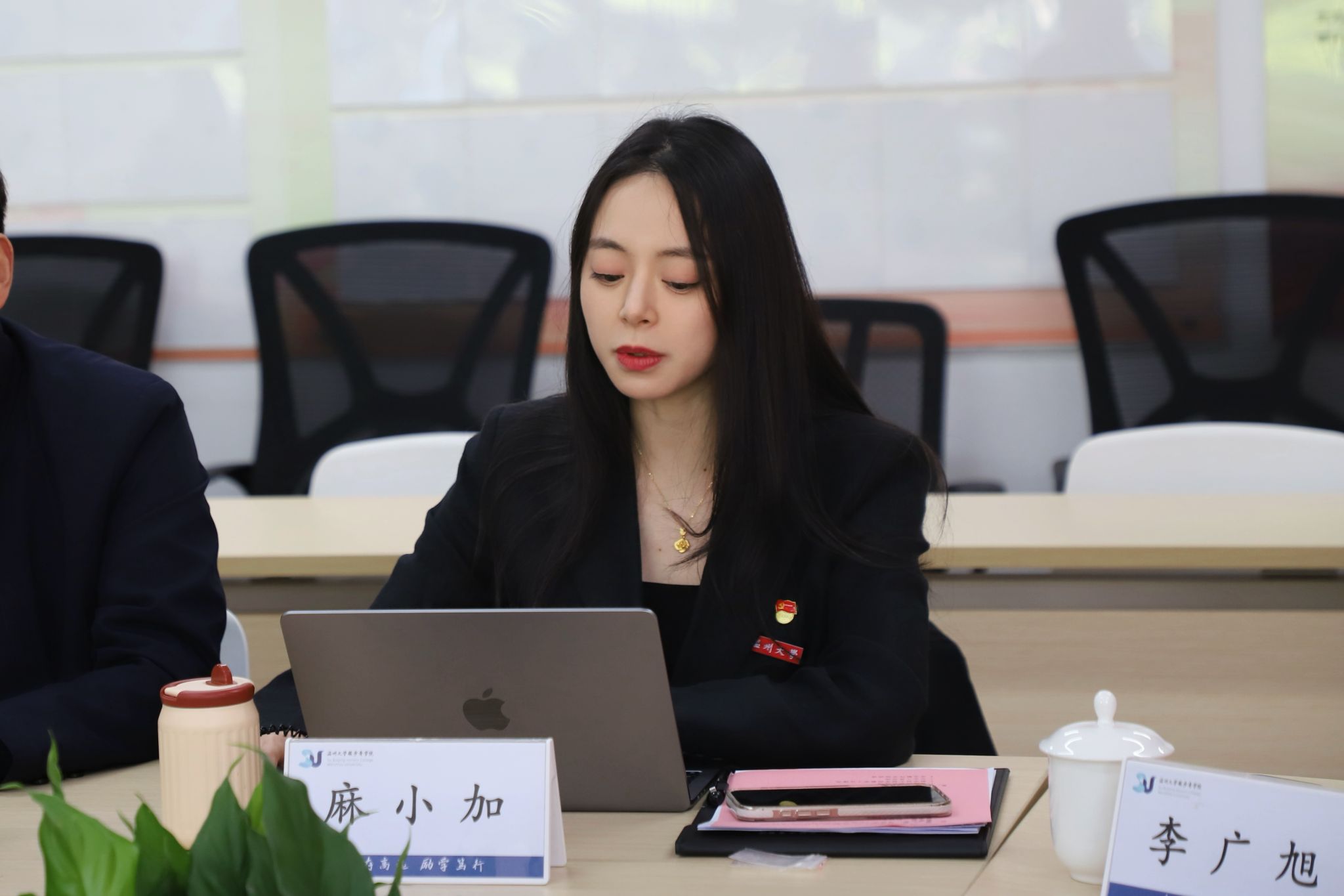 皇家娱乐城