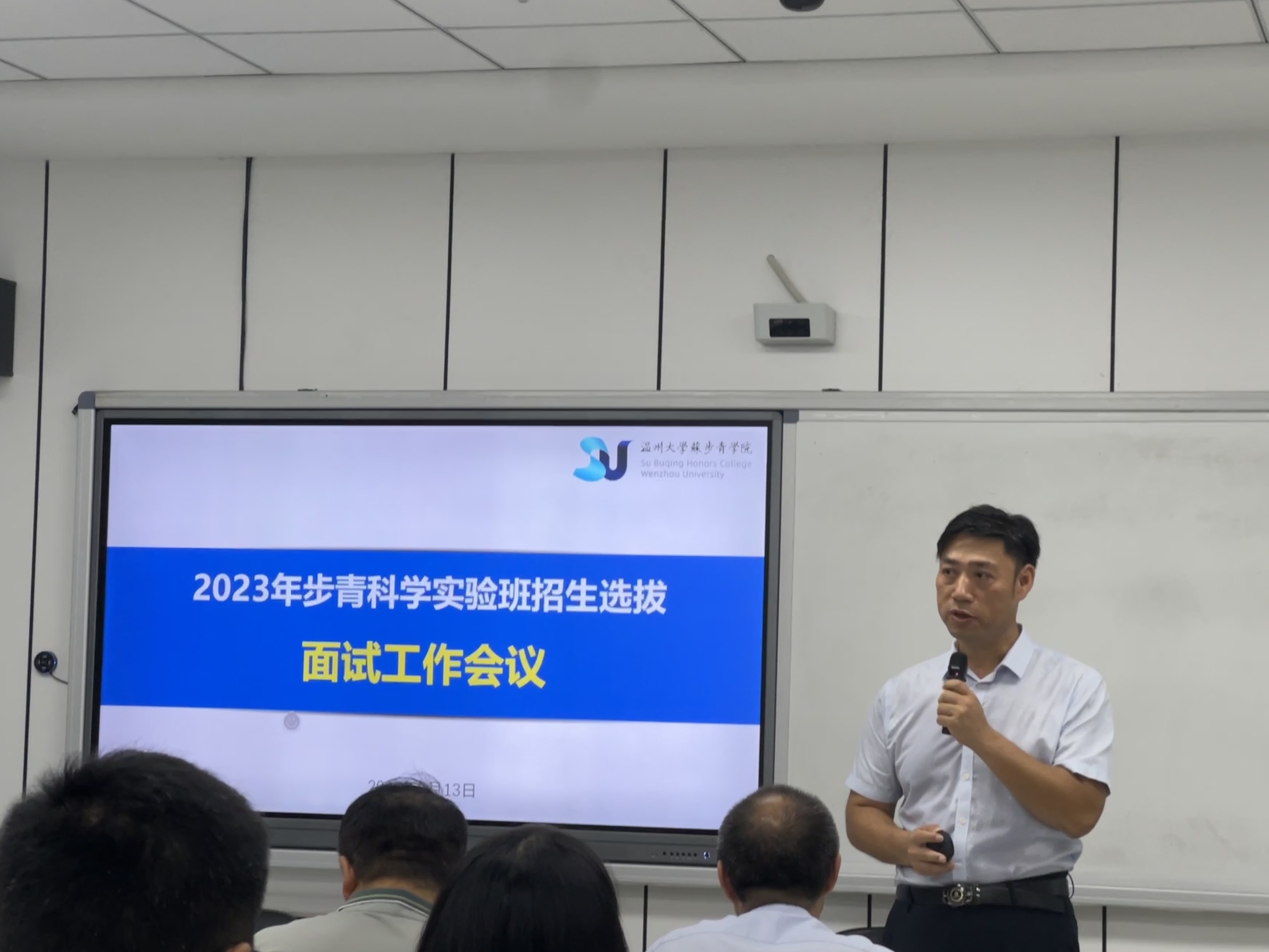 皇家娱乐城